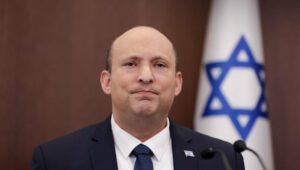 ‘De schuld ligt volledig bij mij’ geeft Israëlische premier Bennett toe - Foto: Ohad Zwigenberg / POOL