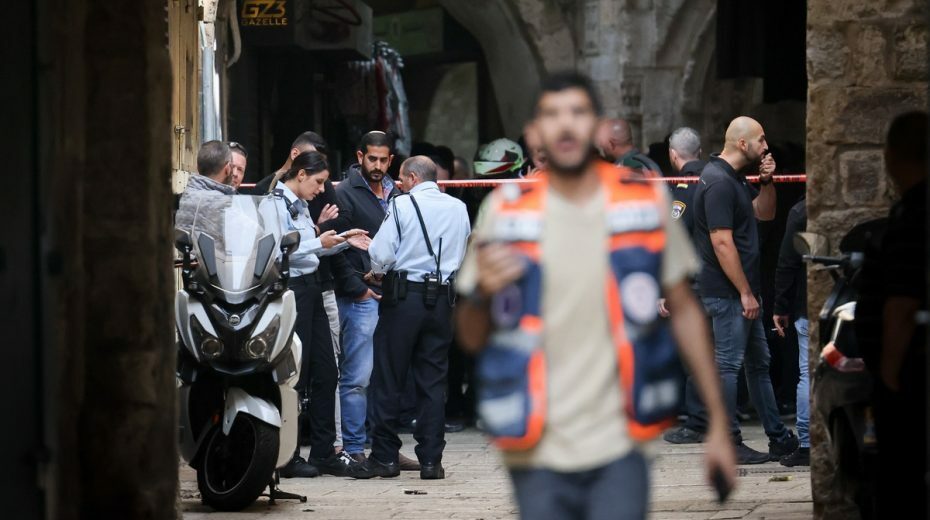 Palestijnse terrorist steekt Israëli’s neer bij Tempelberg