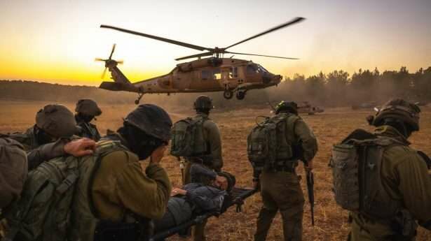 Yamas-troepen tijdens een oefening met transporthelikopters van de luchtmacht eerder dit jaar.