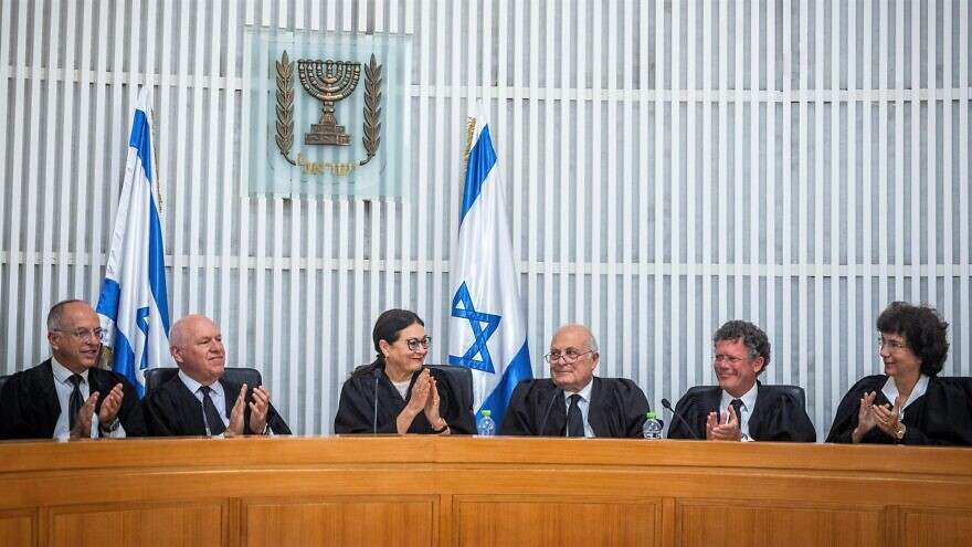 Confrontatie tussen het Hooggerechtshof en de Knesset