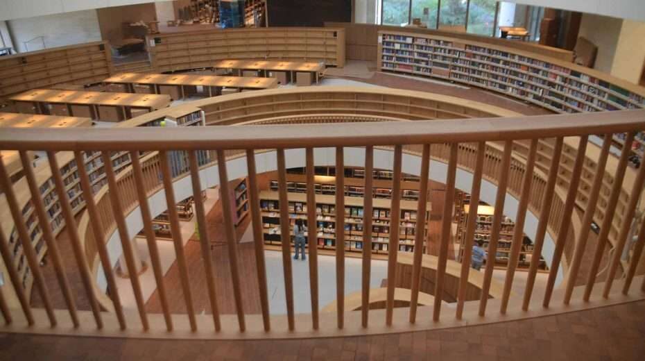 Na lang wachten opent de Nationale Bibliotheek van Israël nu toch echt bijna