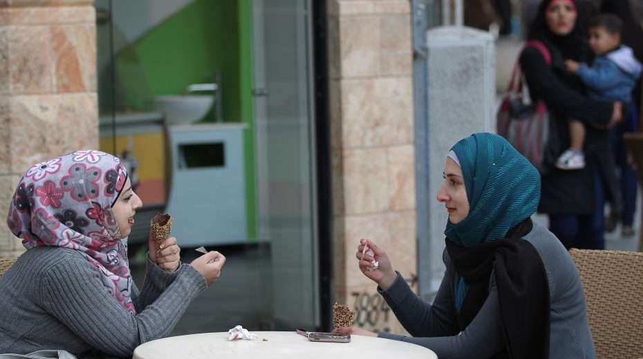 Bijna een derde van de Israëlische Arabieren ontkent dat Hamas op 7 oktober vrouwen en kinderen aanviel