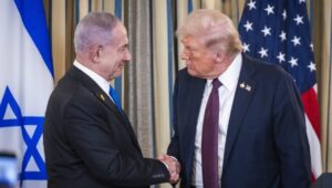 Israël heeft een nieuwe premier. Wie is hij en wat gaat hij doen?
