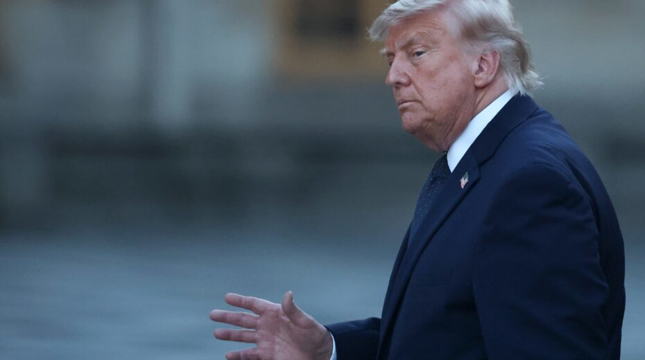 Trump ondertekent akkoord met Iran in Versailles